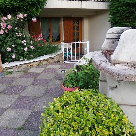 Appartement Type F2 Proche Paris 25 Km Andilly  Esterno foto