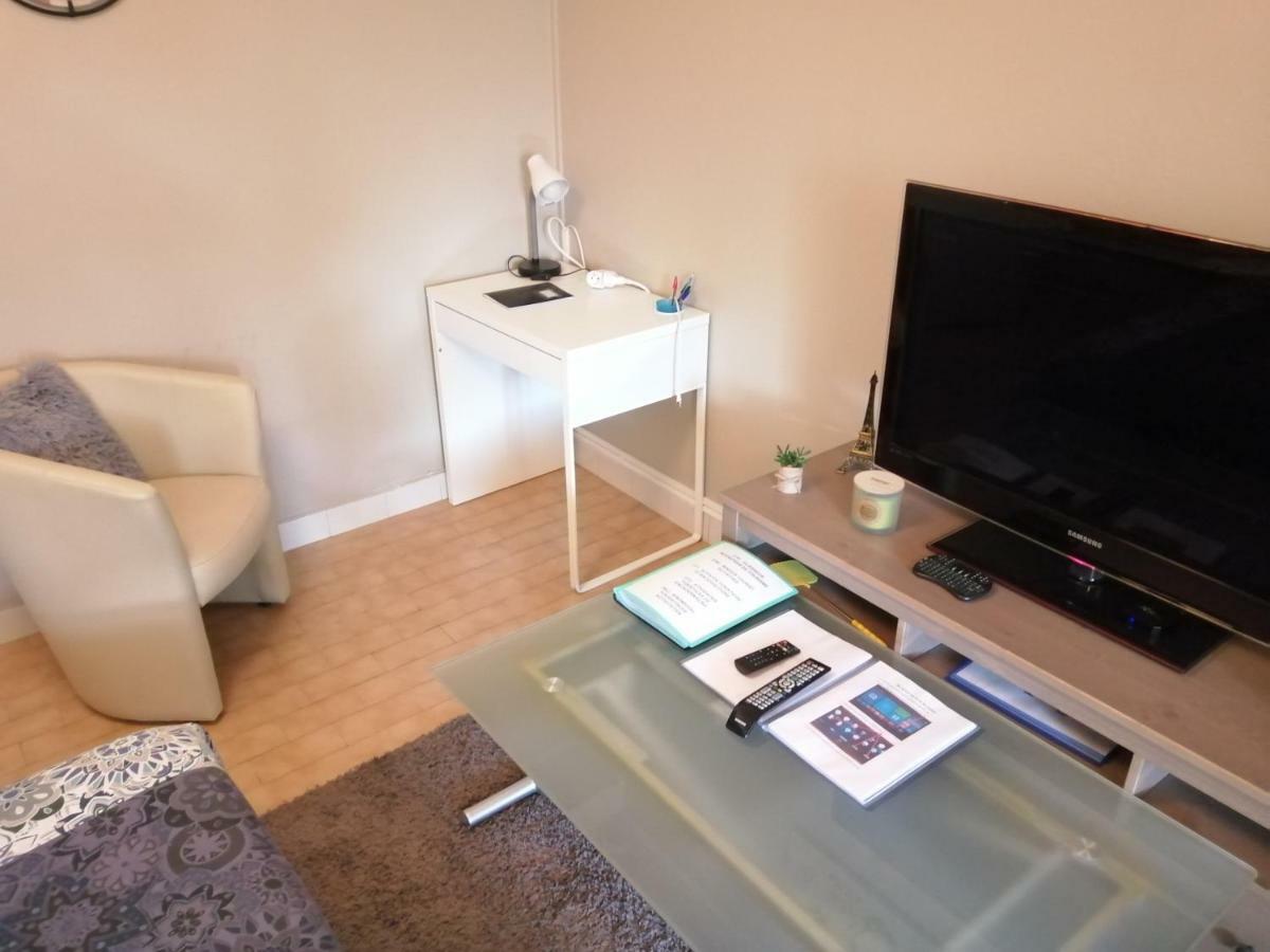Appartement Type F2 Proche Paris 25 Km Andilly  Esterno foto