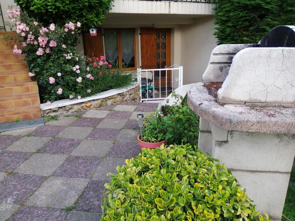 Appartement Type F2 Proche Paris 25 Km Andilly  Esterno foto